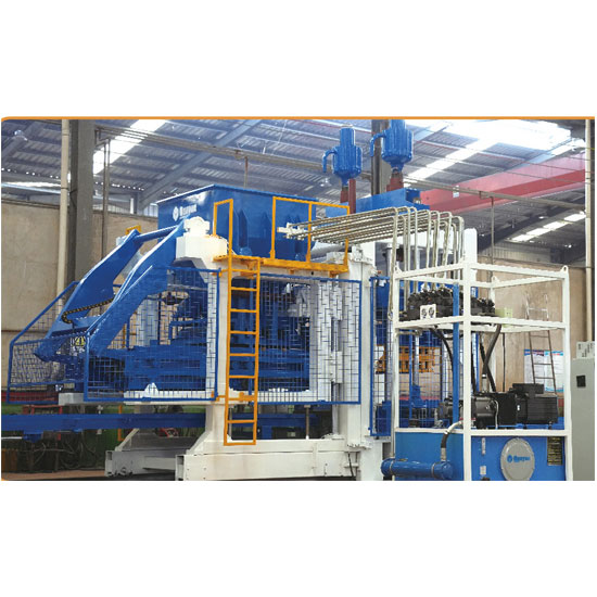 QT18-15全自動液壓混凝土砌塊成型機